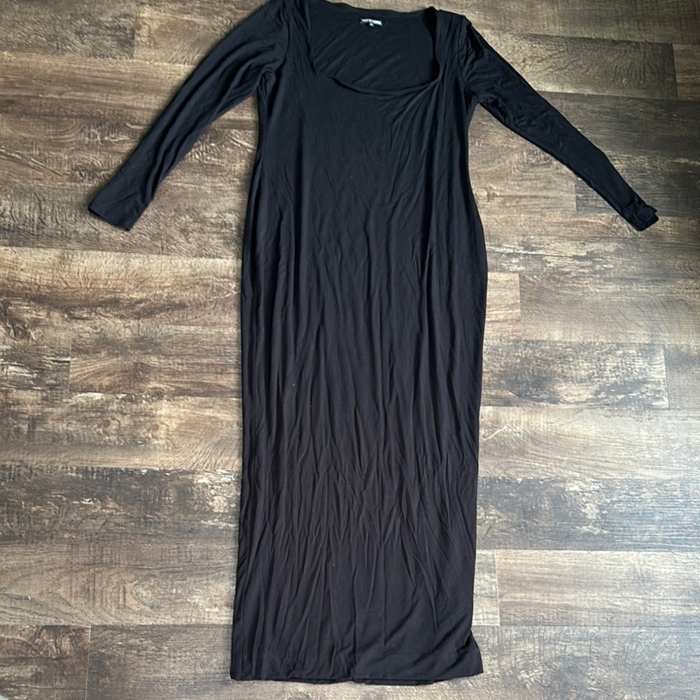 Elegant Black Long Sleeve Dress